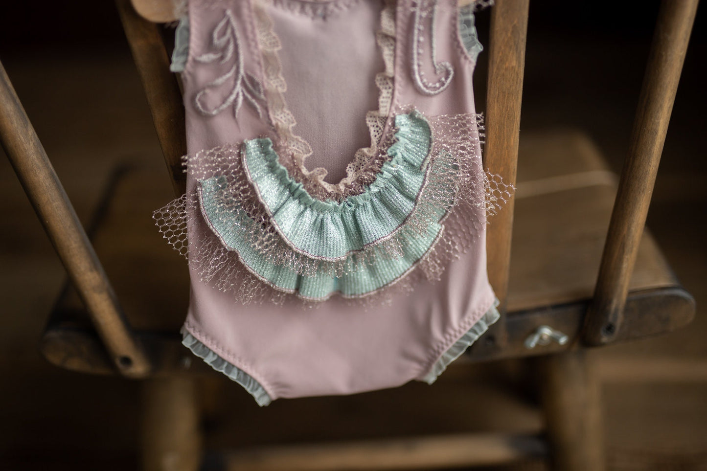Photo outfit Baby Girl lace romper,Newborn Lace Romper, Newborn Girl Outfit, Newborn Photography Props,Newborn Photo Props,Pregnancy gift