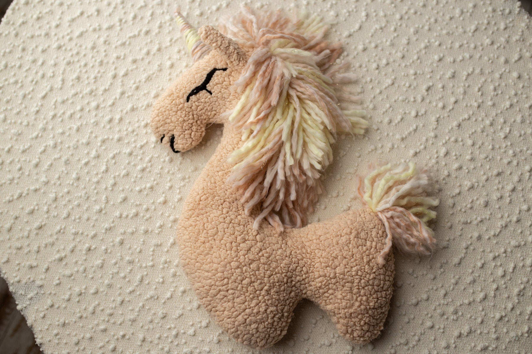 Posing toy for newborn photo shoots.The shade of the mane and tail may vary,Newborn Photography Props,Newborn Photo PropsNewborn girl outfit