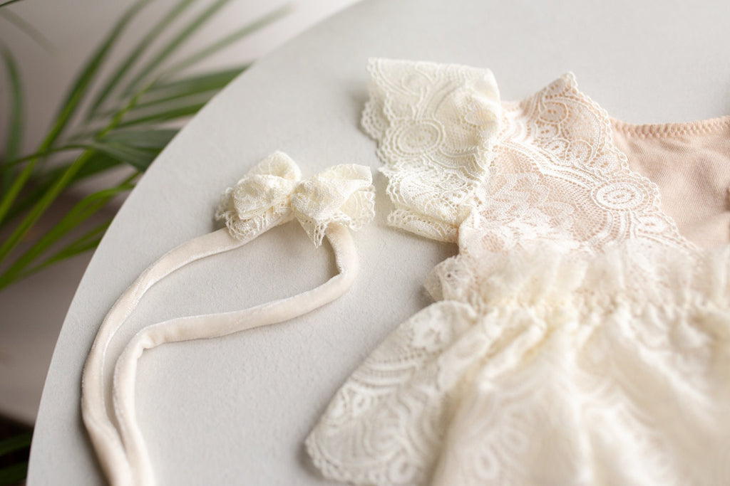 Cream Newborn girl romper  with elegant lace trim & headband,Newborn Outfit,Pregnancy gift,,Newborn Photography Props,Newborn Photo Props