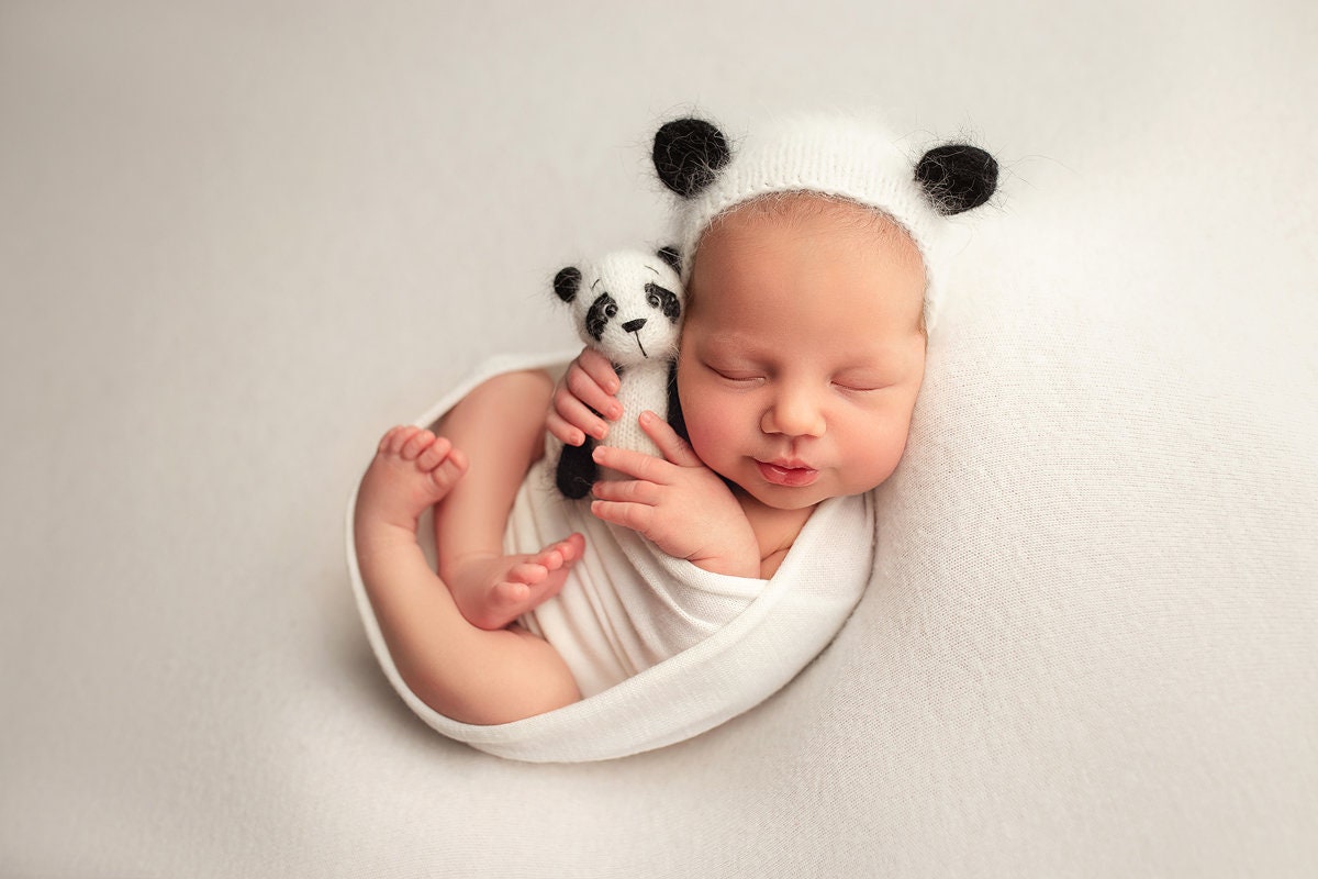 Newborn Knitted Panda Photography Props,Newborn Panda Hat,Newborn Knit Panda Toy,Baby Panda Crochet Toy,Newborn Photography Prop