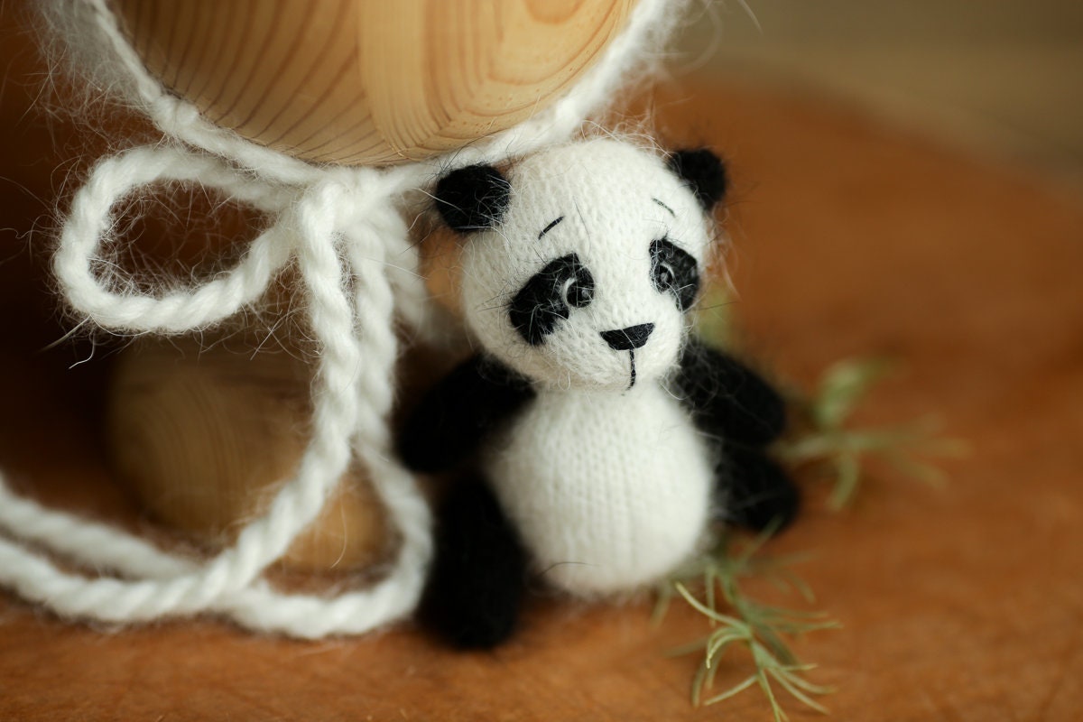 Newborn Knitted Panda Photography Props,Newborn Panda Hat,Newborn Knit Panda Toy,Baby Panda Crochet Toy,Newborn Photography Prop
