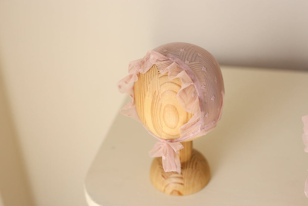 Newborn photo outfit girl,Newborn Girl Bonnet,Newborn girl romper,Newborn photography prop,Newborn photo prop set,Newborn prop