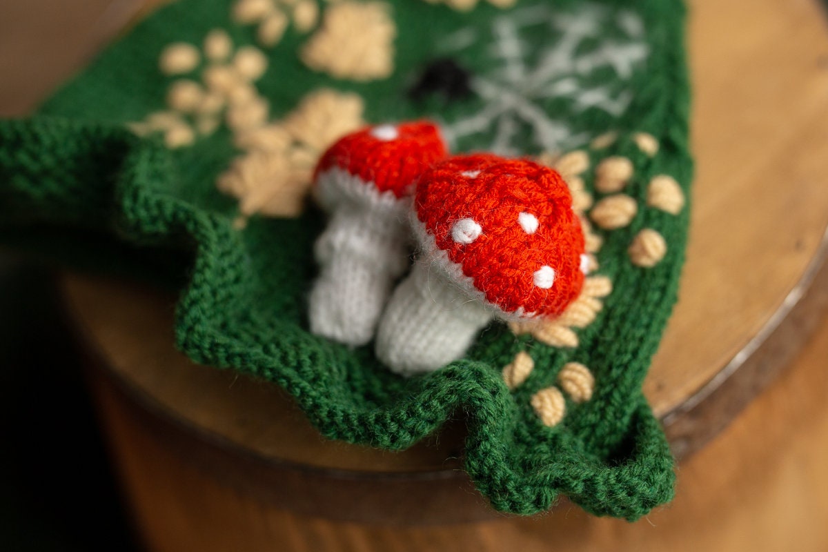 Newborn Halloween Outfit, Newborn Wizard Hat, Newborn Halloween Hat, Newborn Knit Photo Prop, Newborn Photography Prop,Newborn Knitted prop