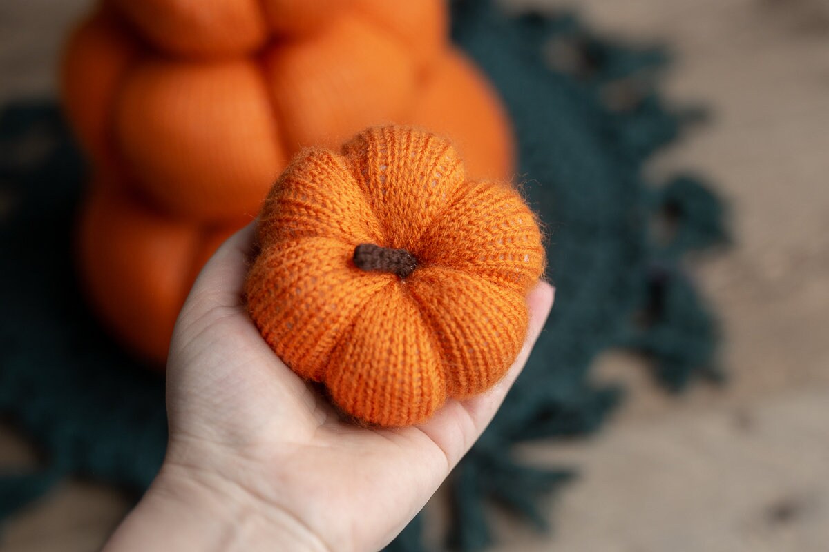 Newborn Knit Pumpkins Toys, Newborn Pumpkin Decor, Pumpkins Fall Decor Autumn,Knitted Newborn Photography Props Set, Newborn Photo Props