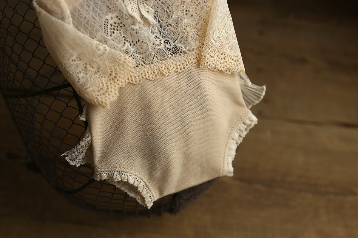 Newborn girl romper with elegant lace trim & headband,Newborn Romper,Newborn photography prop,Newborn photo outfit girl,Pregnancy gift