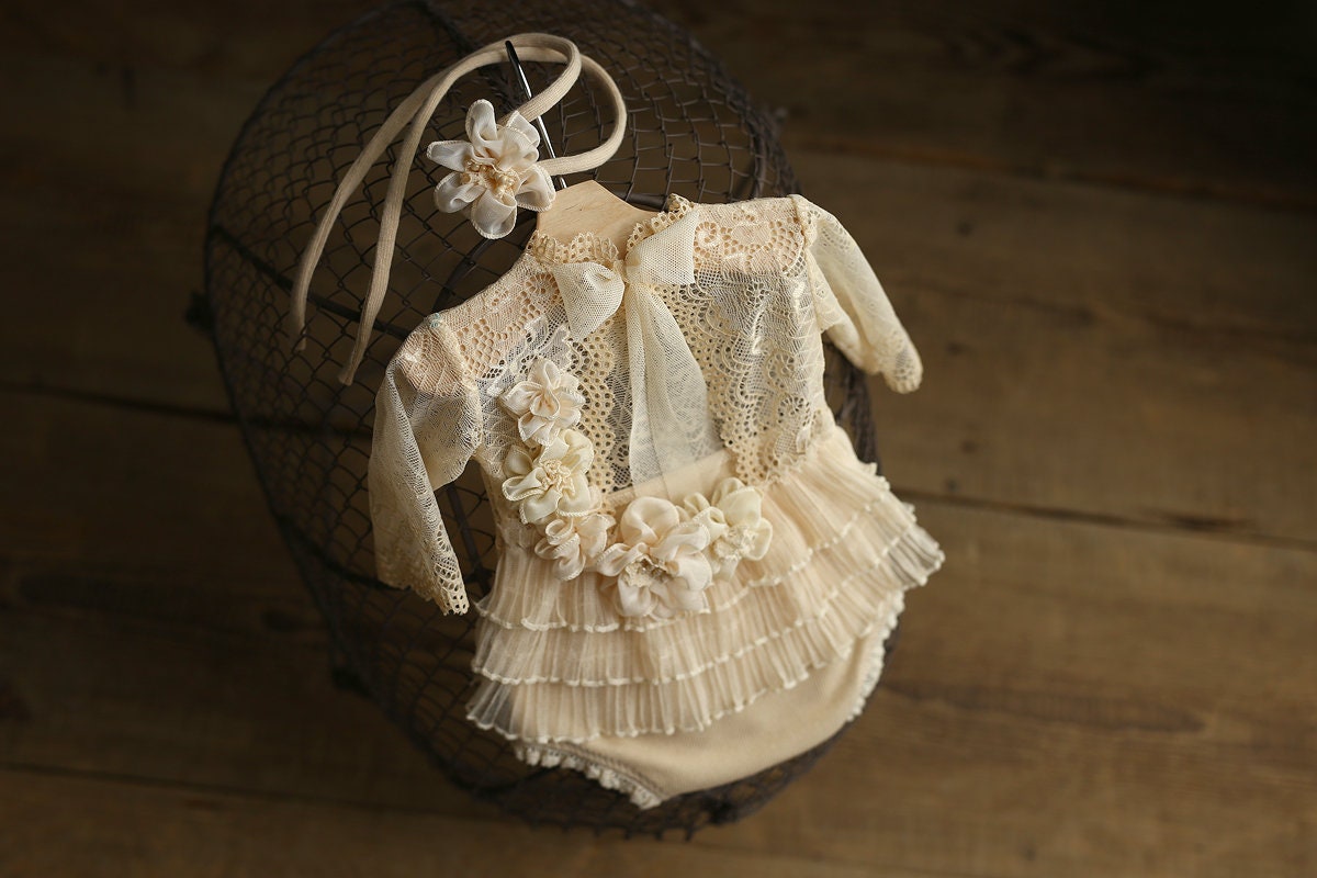 Newborn girl romper with elegant lace trim & headband,Newborn Romper,Newborn photography prop,Newborn photo outfit girl,Pregnancy gift