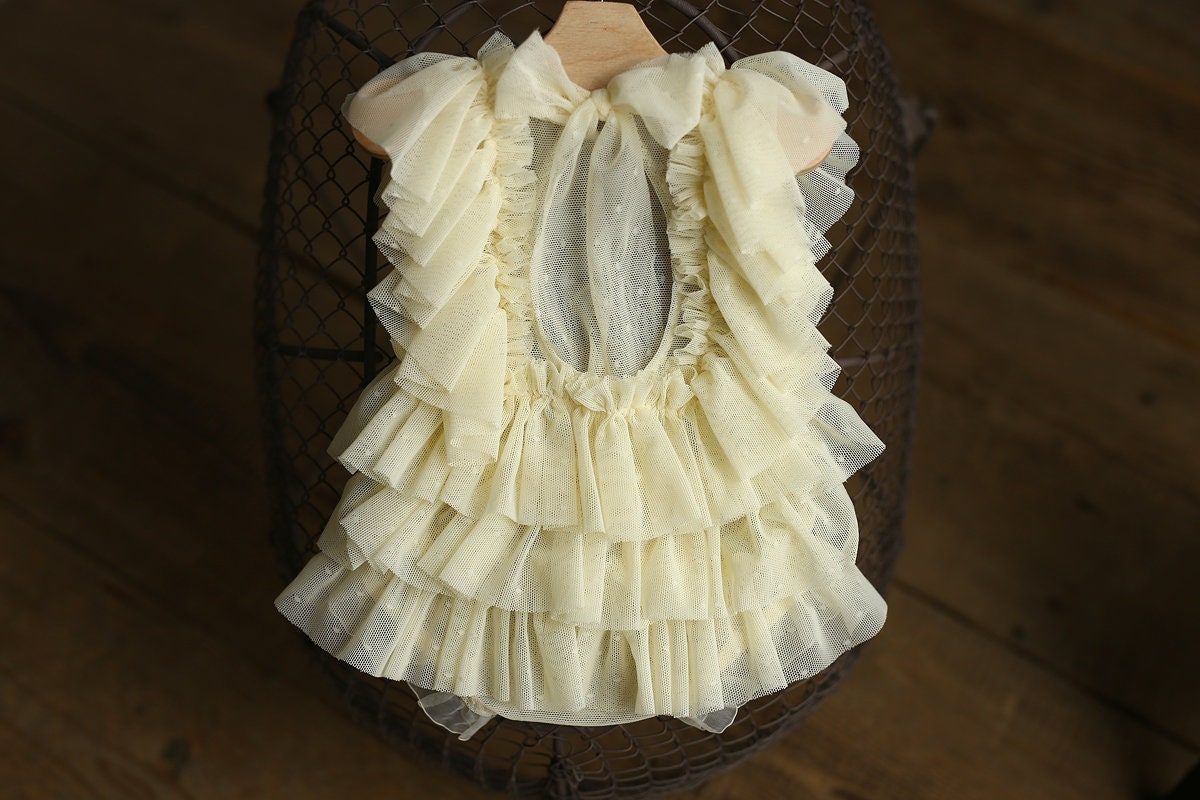 Newborn photo outfit girl,Newborn Girl Bonnet,Newborn girl romper,Newborn photography prop,Newborn photo prop set,Newborn prop