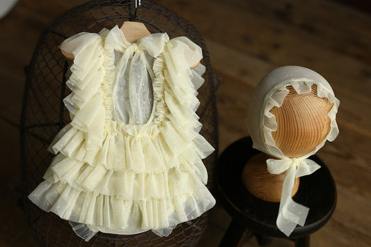 Newborn photo outfit girl,Newborn Girl Bonnet,Newborn girl romper,Newborn photography prop,Newborn photo prop set,Newborn prop