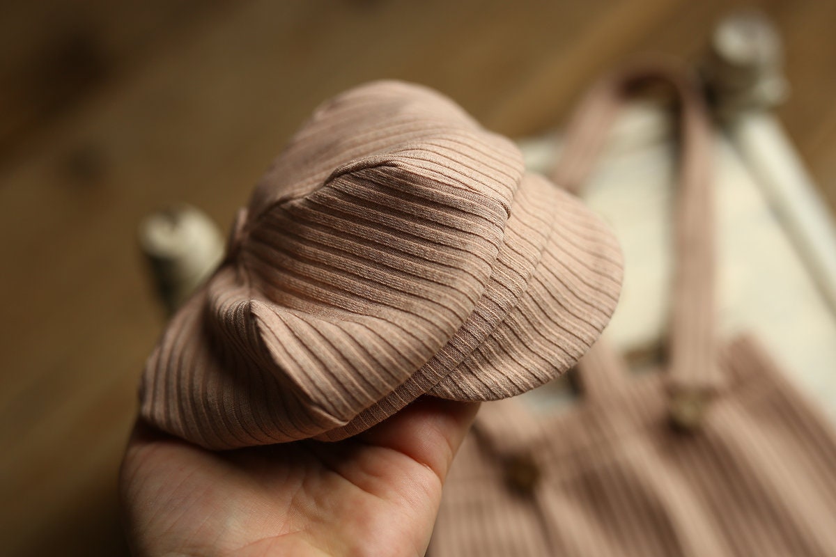 Newborn boy Romper & hat,Newborn Photography props,Newborn Photo Props,Newborn Outfit Boy,newborn prop set,Newborn baby gift,Pregnancy gift