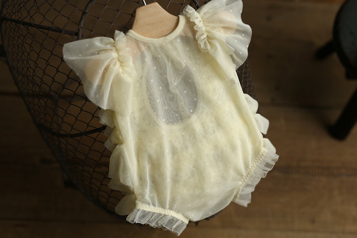 Newborn photo outfit girl,Newborn Girl Bonnet,Newborn girl romper,Newborn photography prop,Newborn photo prop set,Newborn prop