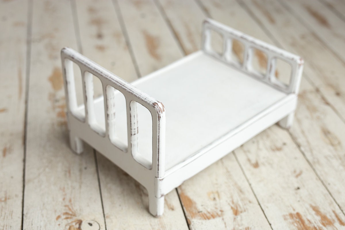 Newborn Wooden Bed,Real Wood Newborn Bed Prop,Newborn Photography Props,Newborn Photo Prop,Nursery Decor,Doll Bed,Rustic Wooden Bed