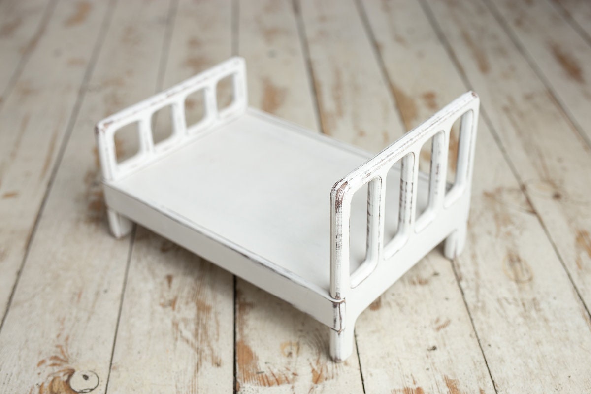 Newborn Wooden Bed,Real Wood Newborn Bed Prop,Newborn Photography Props,Newborn Photo Prop,Nursery Decor,Doll Bed,Rustic Wooden Bed