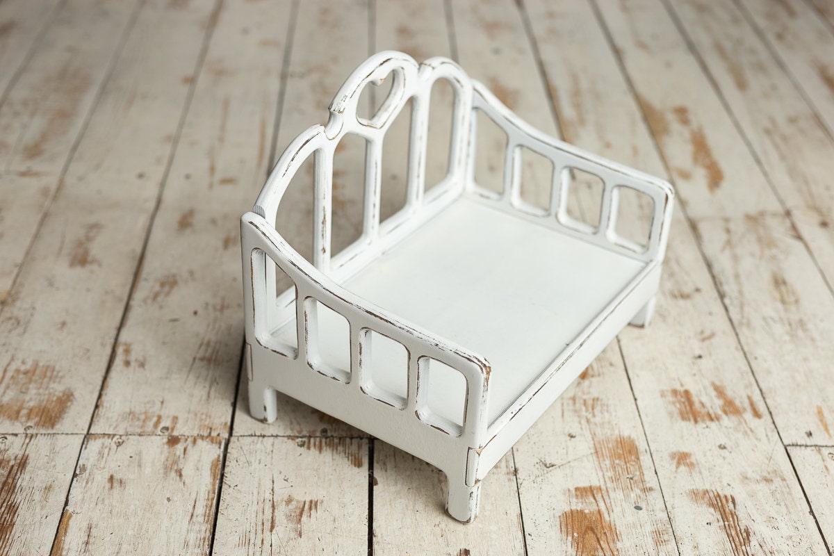 Newborn Wooden Bed,Real Wood Newborn Bed Prop,Newborn Photography Props,Newborn Photo Prop,Nursery Decor,Doll Bed,Rustic Wooden Bed