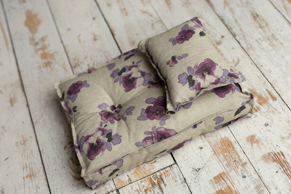 Newborn linen Posing Bed and Pillow, Newborn Floor Poser Pillow, Newborn Bedding Prop, Newborn Photography Props Bed, Newborn Posing Pillow