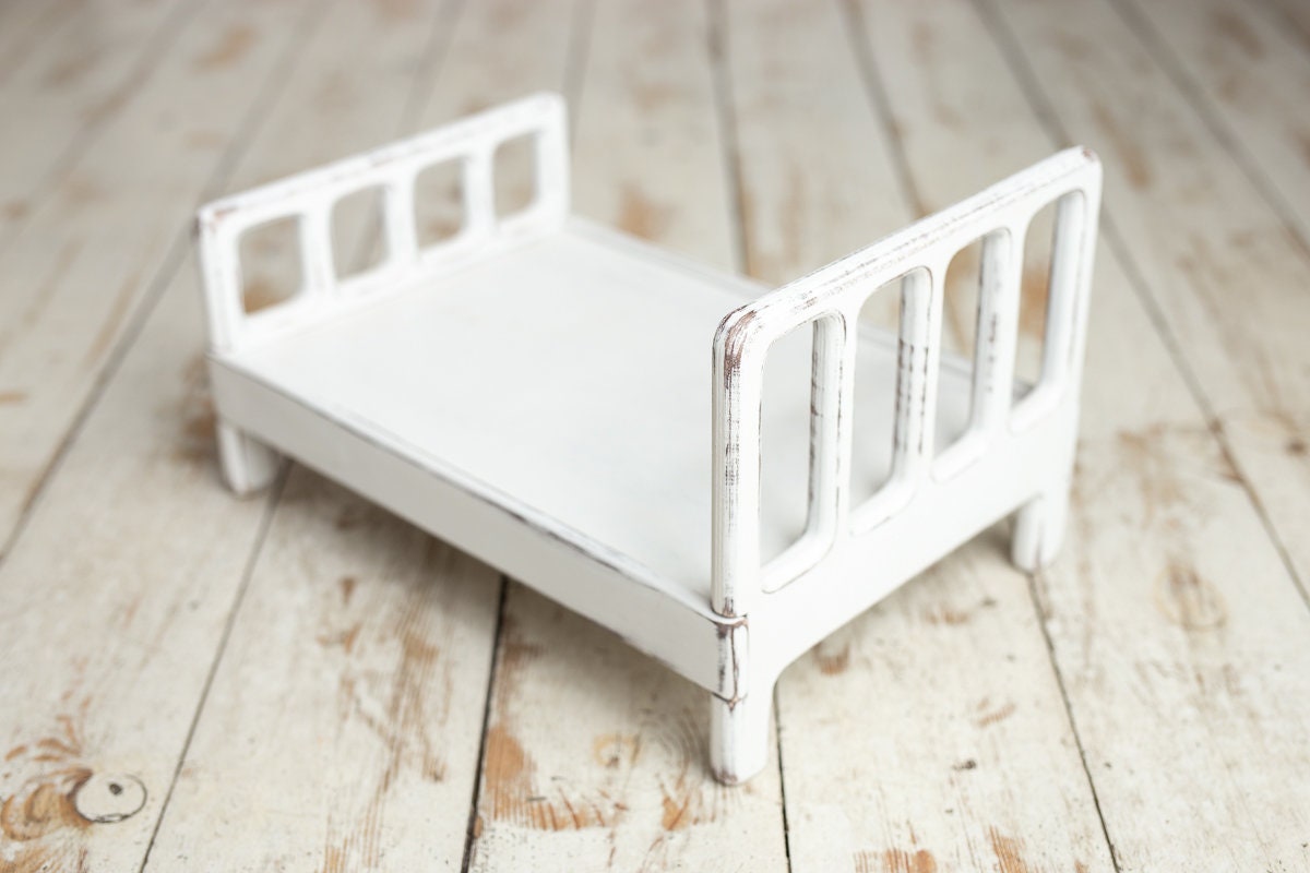 Newborn Wooden Bed,Real Wood Newborn Bed Prop,Newborn Photography Props,Newborn Photo Prop,Nursery Decor,Doll Bed,Rustic Wooden Bed