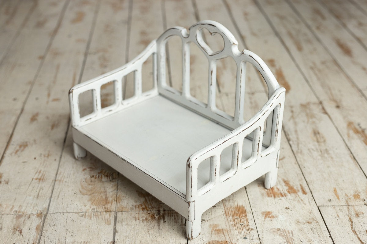 Newborn Wooden Bed,Real Wood Newborn Bed Prop,Newborn Photography Props,Newborn Photo Prop,Nursery Decor,Doll Bed,Rustic Wooden Bed