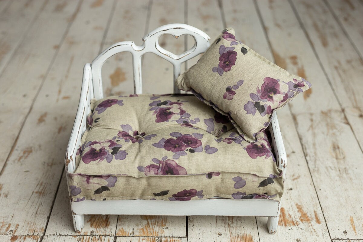 Newborn linen Posing Bed and Pillow, Newborn Floor Poser Pillow, Newborn Bedding Prop, Newborn Photography Props Bed, Newborn Posing Pillow