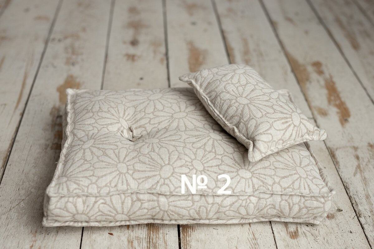 Newborn linen Posing Bed and Pillow, Newborn Floor Poser Pillow, Newborn Bedding Prop, Newborn Photography Props Bed, Newborn Posing Pillow