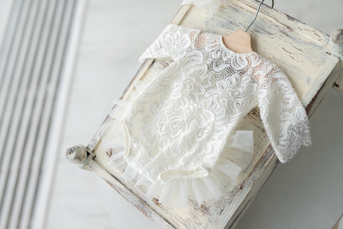 White lace romper for newborn girl photography outfit,Newborn Romper,Newborn Outfit,Newborn romper with Headband,Newborn Photography Prop