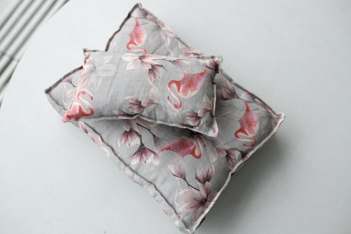 Newborn linen Posing Pillow for Bed & Pillow,Newborn Floor Poser Pillow,Newborn Bedding Prop,Newborn Photography Prop,Newborn Posing Pillow