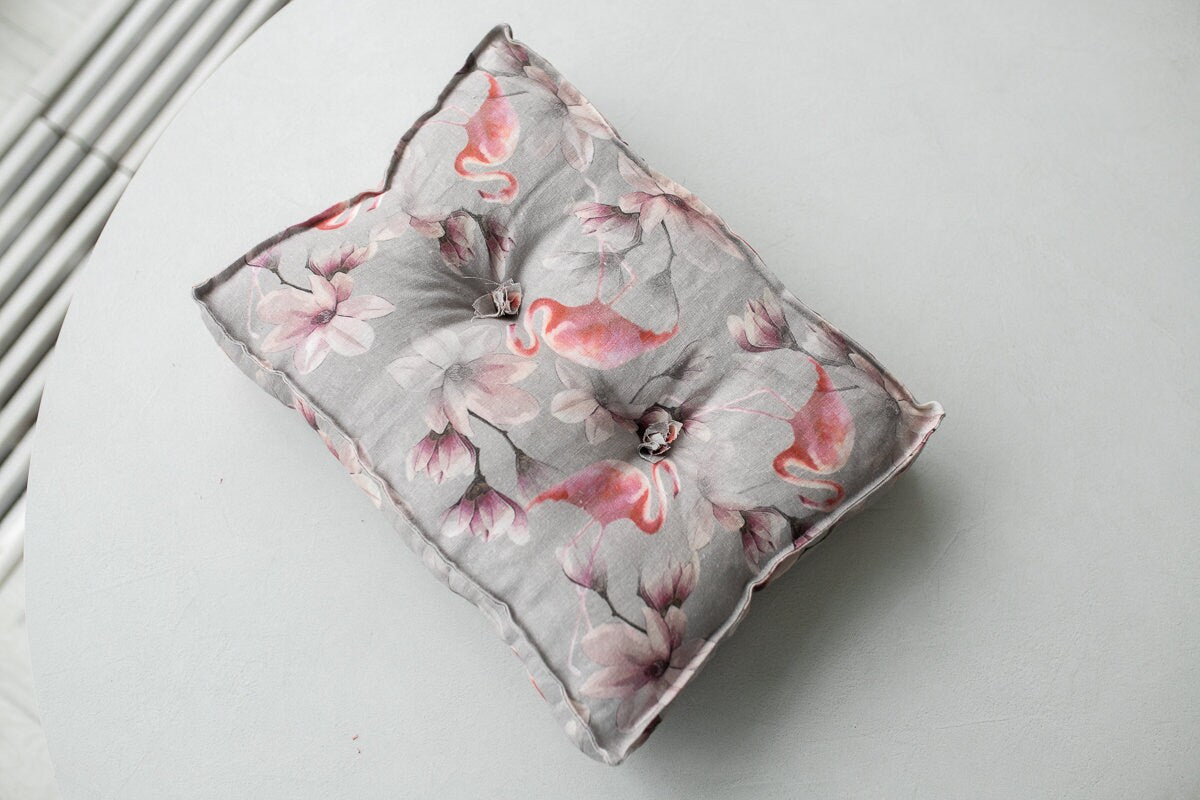 Newborn linen Posing Pillow for Bed & Pillow,Newborn Floor Poser Pillow,Newborn Bedding Prop,Newborn Photography Prop,Newborn Posing Pillow