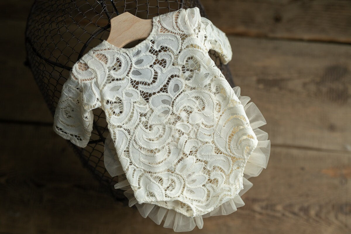 Newborn romper for Newborn Baby Girl with Elegant Lace Trim Headband,Newborn Photography Props,Newborn Prop,Pregnancy gift,Newborn baby gift