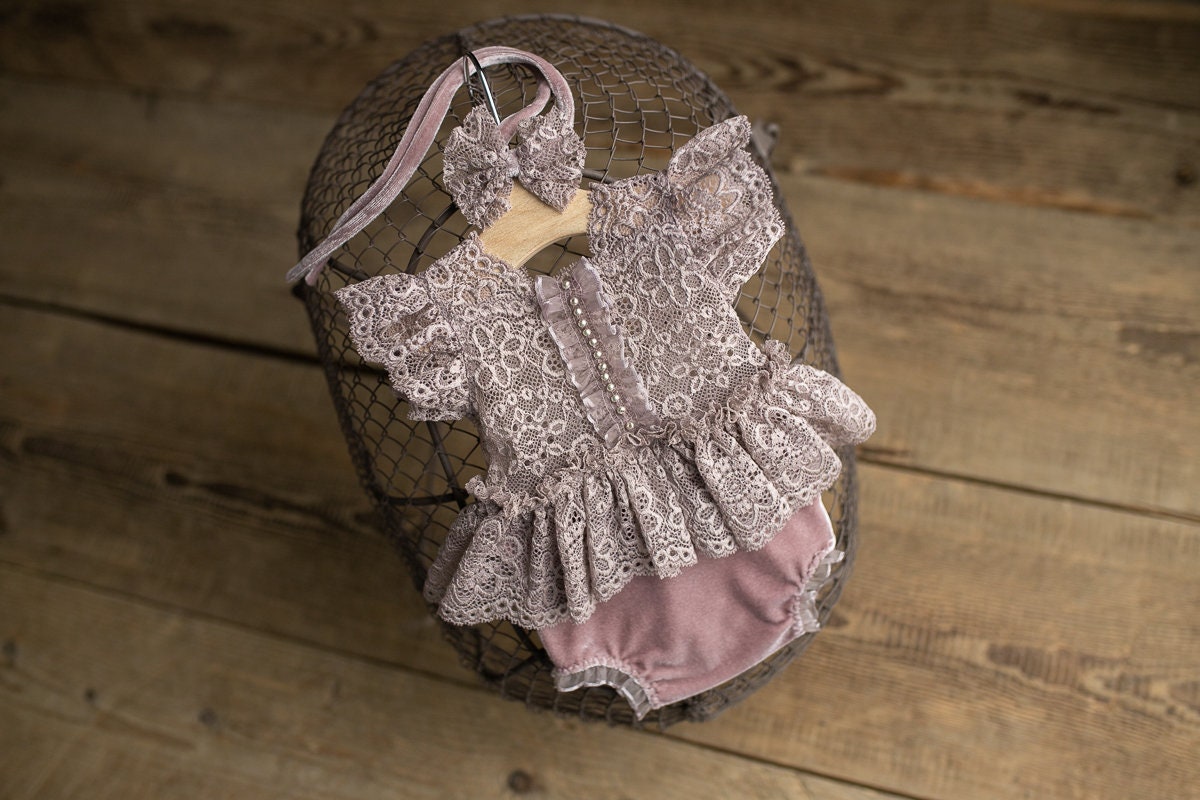 Newborn Girl Outfit,Newborn baby girl romper& headband,Newborn Outfit,Newborn Photography Props,Pregnancy gift,Newborn girl gift