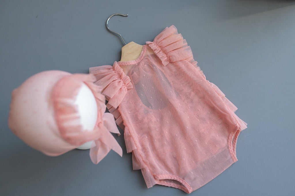 Newborn girl photo outfit lace romper,Newborn girl lace bonnet,Newborn photography prop,Newborn photo prop set,Newborn prop,Pregnancy gift