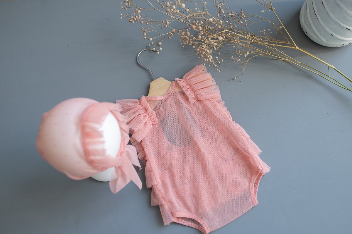 Newborn girl photo outfit lace romper,Newborn girl lace bonnet,Newborn photography prop,Newborn photo prop set,Newborn prop,Pregnancy gift