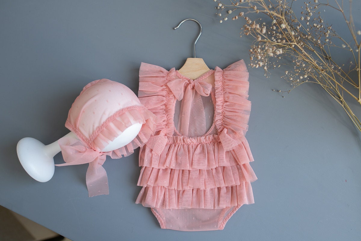Newborn girl photo outfit lace romper,Newborn girl lace bonnet,Newborn photography prop,Newborn photo prop set,Newborn prop,Pregnancy gift