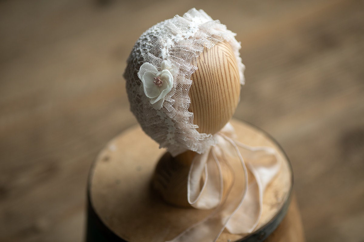 RTS! Newborn lace Bonnet,Newborn lace Sleep Hat,Newborn Hat,Newborn outfit,Newborn cap,Newborn photography,Newborn lace Sleeper Hat