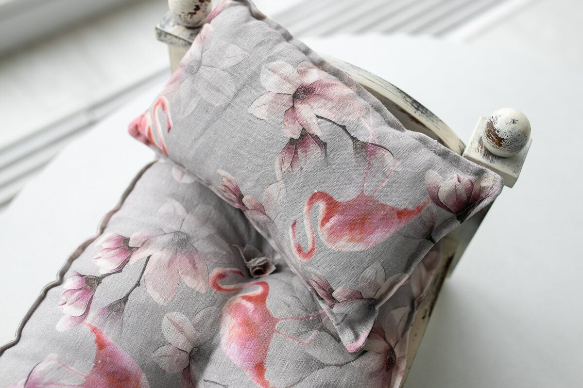 Newborn linen Posing Pillow for Bed & Pillow,Newborn Floor Poser Pillow,Newborn Bedding Prop,Newborn Photography Prop,Newborn Posing Pillow