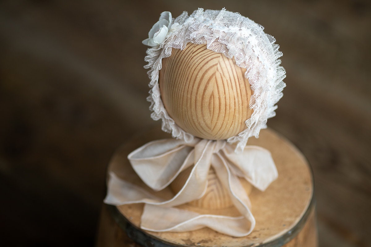 RTS! Newborn lace Bonnet,Newborn lace Sleep Hat,Newborn Hat,Newborn outfit,Newborn cap,Newborn photography,Newborn lace Sleeper Hat