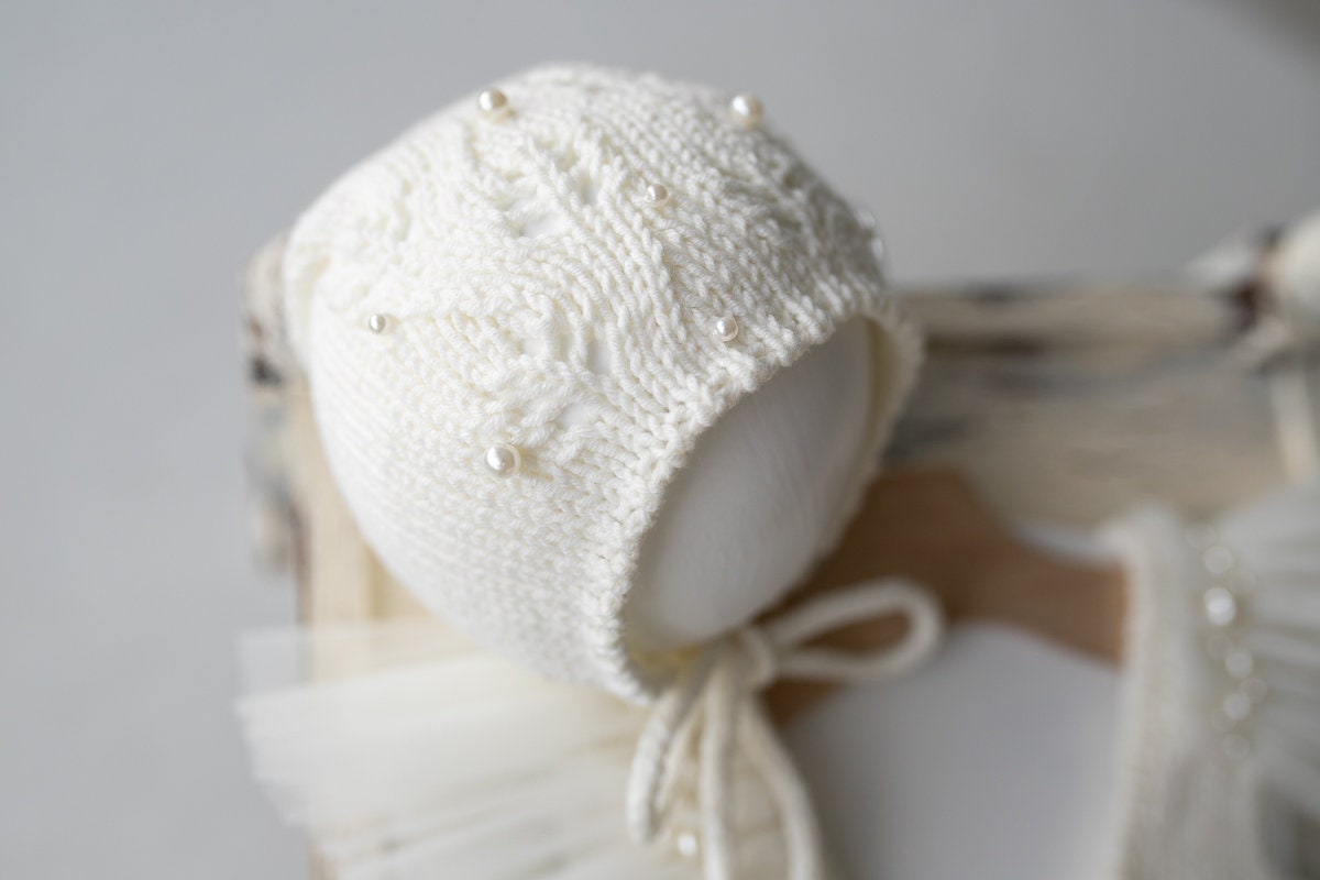 Knitted romper and bonnet,Newborn Photography Prop Set,Newborn photography outfit,Newborn girl photoshoot outfit,Pregnancy gift