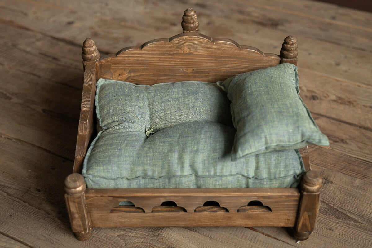 Newborn Wooden Bed,Real Wood Newborn Bed Prop,Newborn Photography Props,Newborn Photo Prop,Nursery Decor,Doll Bed,Rustic Wooden Bed