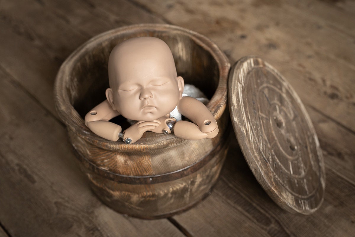 Newborn wood barrel,Newborn barrel,Newborn wooden bowl,Carved Wooden barrel,Newborn photography,Newborn photo prop,Newborn wood bucket
