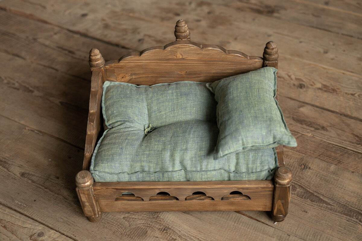 Newborn Wooden Bed,Real Wood Newborn Bed Prop,Newborn Photography Props,Newborn Photo Prop,Nursery Decor,Doll Bed,Rustic Wooden Bed
