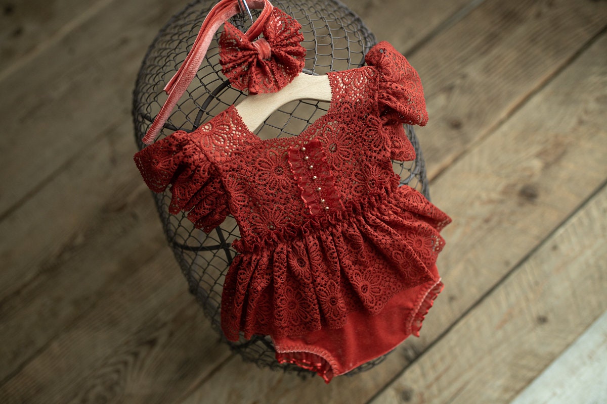 Newborn Romper girl made of velvet fabric with lace and headband,Newborn Outfit,Newborn Photography Props,Newborn Photo Props,Pregnancy gift