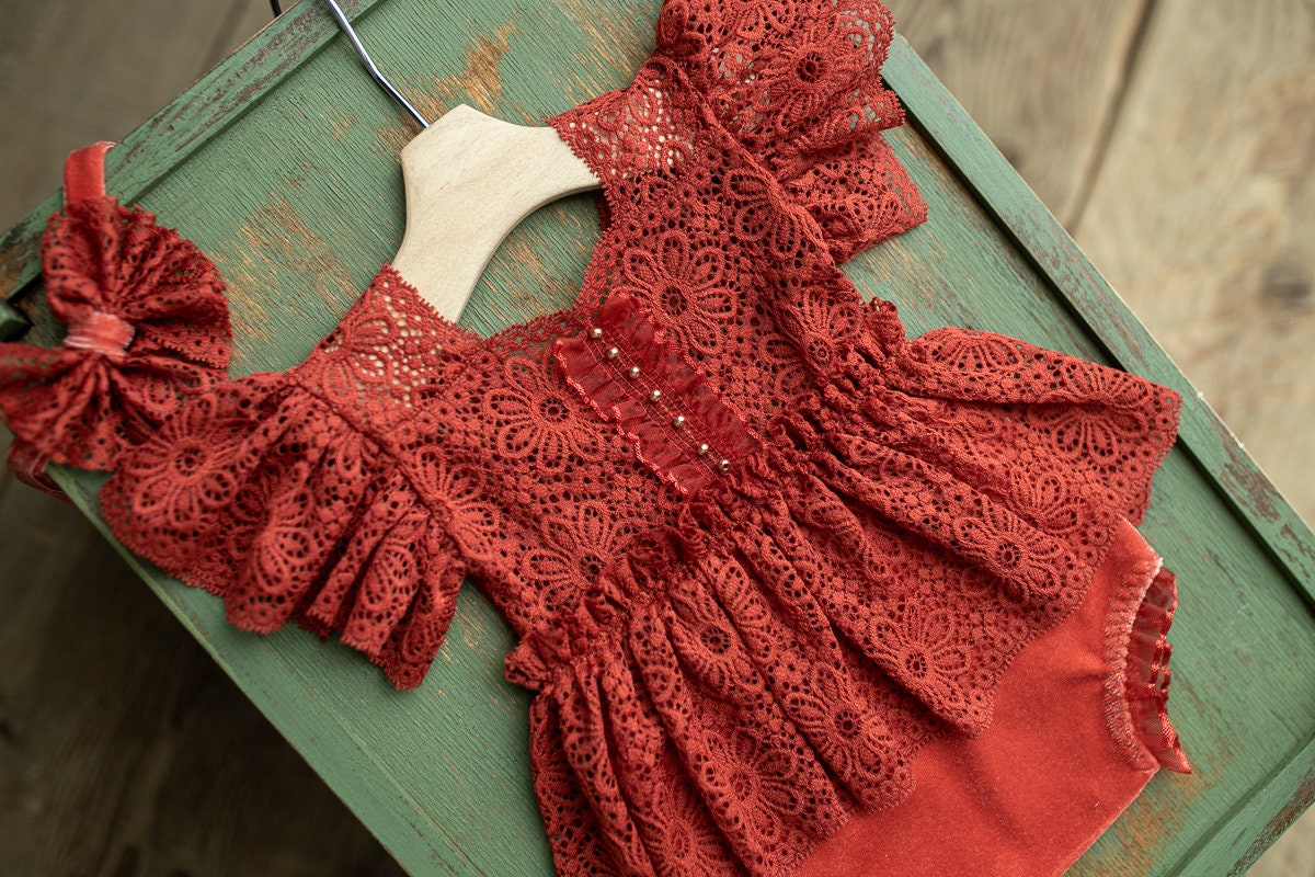 Newborn Romper girl made of velvet fabric with lace and headband,Newborn Outfit,Newborn Photography Props,Newborn Photo Props,Pregnancy gift