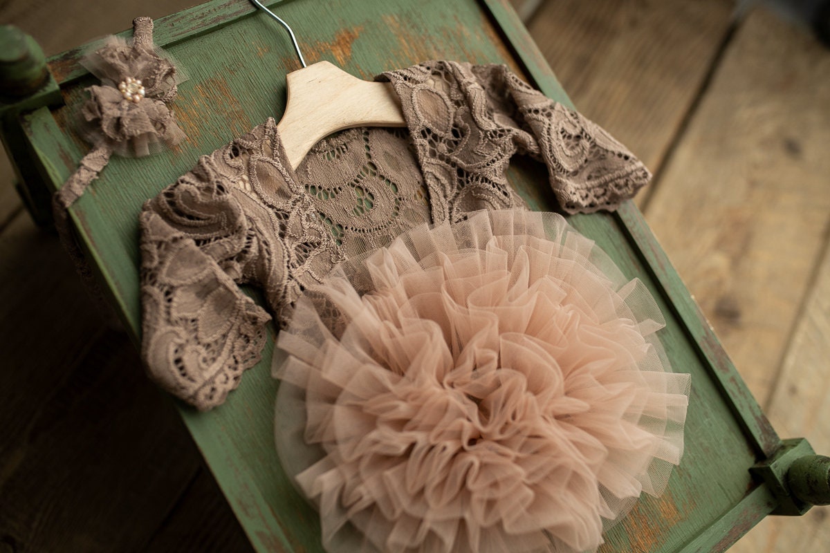 Newborn romper for Newborn Baby Girl with Elegant Lace Trim Headband,Newborn Photography Props,Newborn Prop,Pregnancy gift,Newborn baby gift