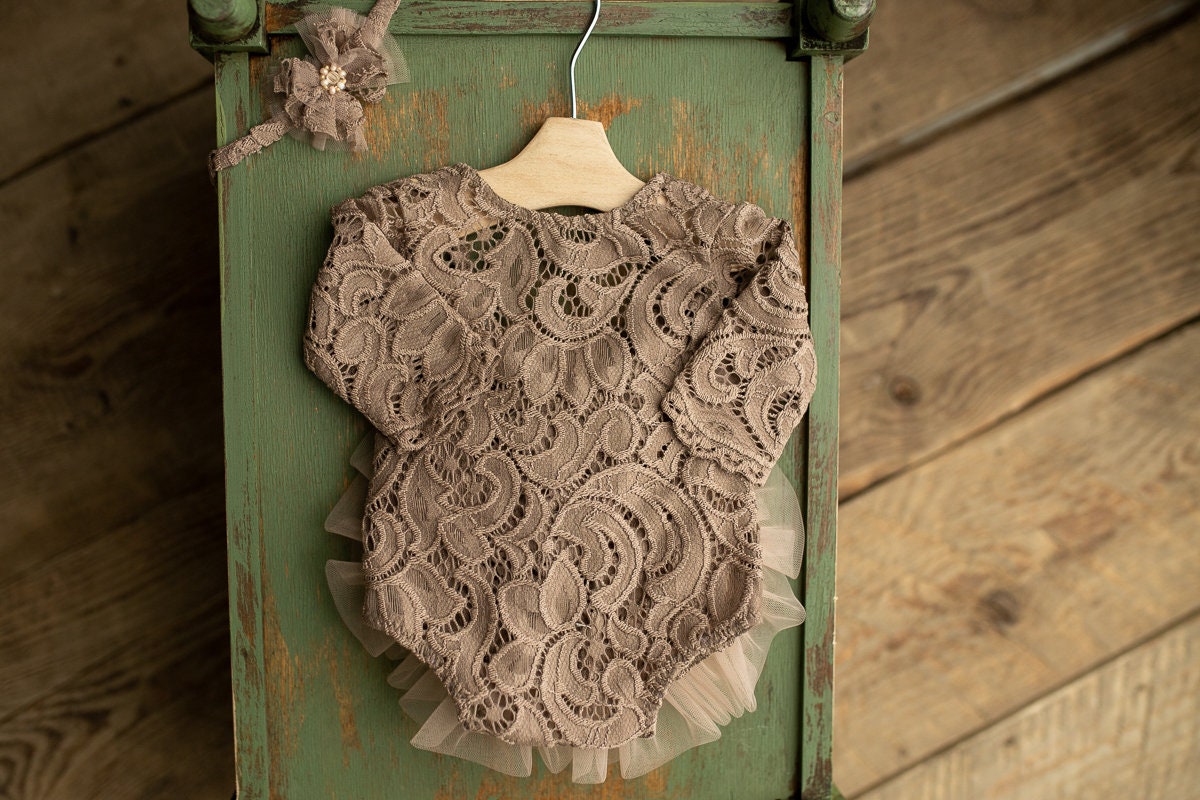 Newborn romper for Newborn Baby Girl with Elegant Lace Trim Headband,Newborn Photography Props,Newborn Prop,Pregnancy gift,Newborn baby gift