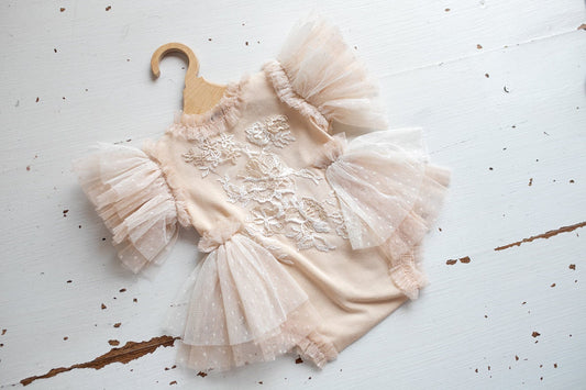 Newborn Girl Outfit,Newborn baby girl romper & headband,Newborn Outfit,Newborn Photo Props,Pregnancy gift,Newborn girl gift,Newborn props