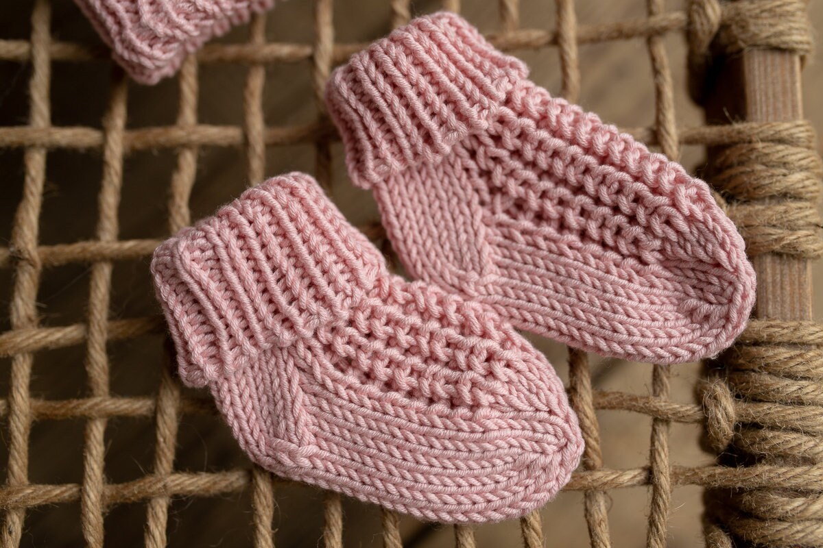 Newborn Knit romper,Newborn Knited set,Newborn Hat,Newborn outfit,Newborn cap,Newborn photography,Pregnancy gift,Knitted newborn photo props