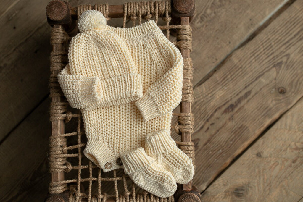 Newborn Knit romper,Newborn Knited set,Newborn Hat,Newborn outfit,Newborn cap,Newborn photography,Pregnancy gift,Knitted newborn photo props