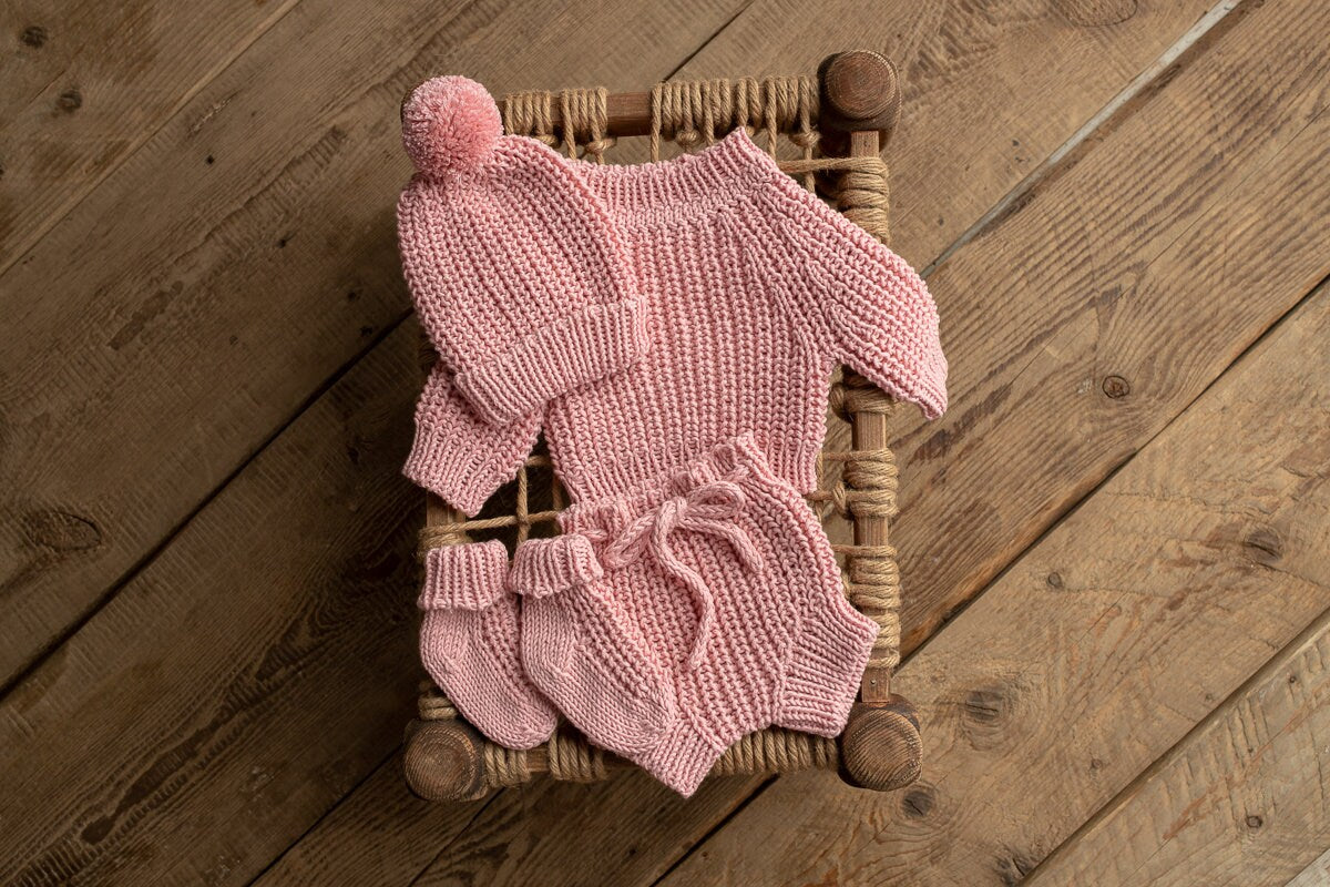 Newborn Knited set,Newborn Knit romper,Newborn Hat,Newborn outfit,Newborn cap,Newborn photography,Pregnancy gift,Knitted newborn photo props