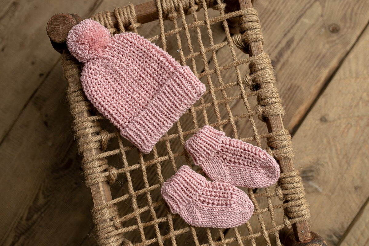 Newborn Knit romper,Newborn Knited set,Newborn Hat,Newborn outfit,Newborn cap,Newborn photography,Pregnancy gift,Knitted newborn photo props