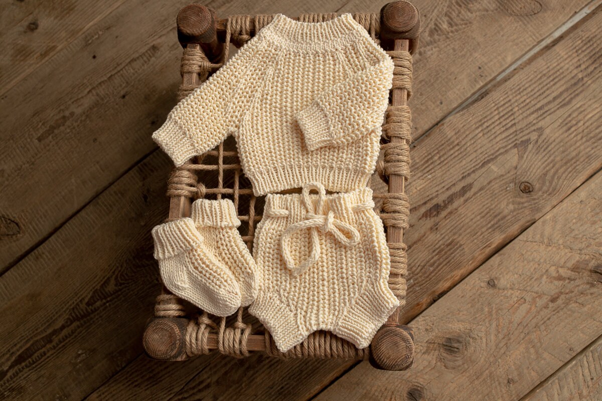Newborn Knited set,Newborn Knit romper,Newborn Hat,Newborn outfit,Newborn cap,Newborn photography,Pregnancy gift,Knitted newborn photo props