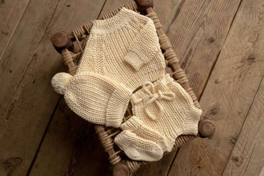Newborn Knited set,Newborn Knit romper,Newborn Hat,Newborn outfit,Newborn cap,Newborn photography,Pregnancy gift,Knitted newborn photo props