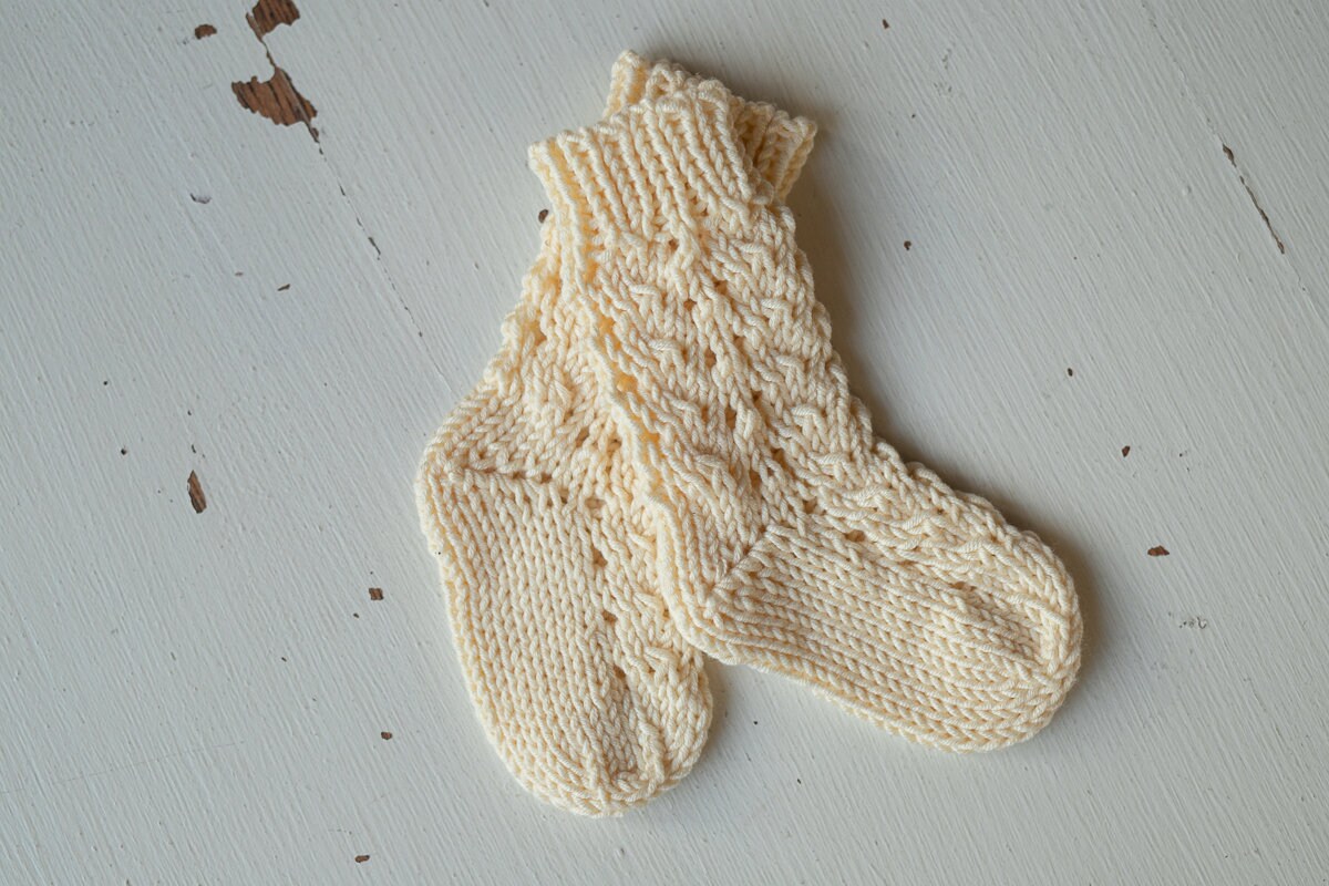 Newborn Knited set,Newborn Knit romper,Newborn Hat,Newborn outfit,Newborn cap,Newborn photography,Pregnancy gift,Knitted newborn photo props
