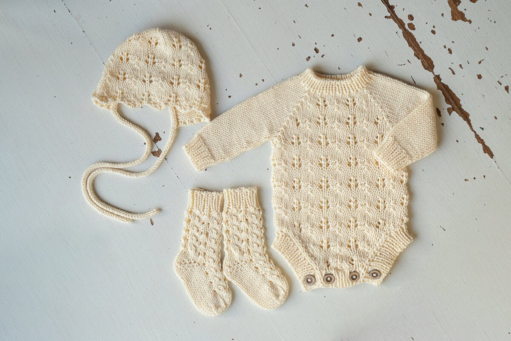 Newborn Knited set,Newborn Knit romper,Newborn Hat,Newborn outfit,Newborn cap,Newborn photography,Pregnancy gift,Knitted newborn photo props